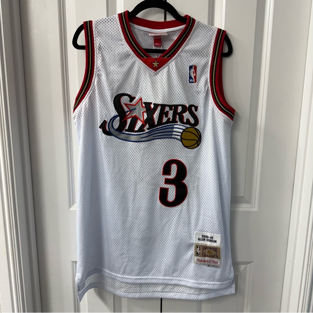 NWT Sixers NBA Iverson 3 Mitchell & Ness White Jersey with Red Trim